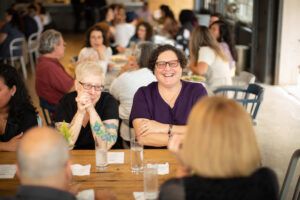 gramercy tavern industry city