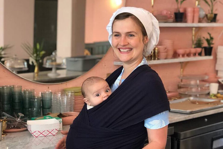 restaurant-moms-support-staff-parents-mothers-day