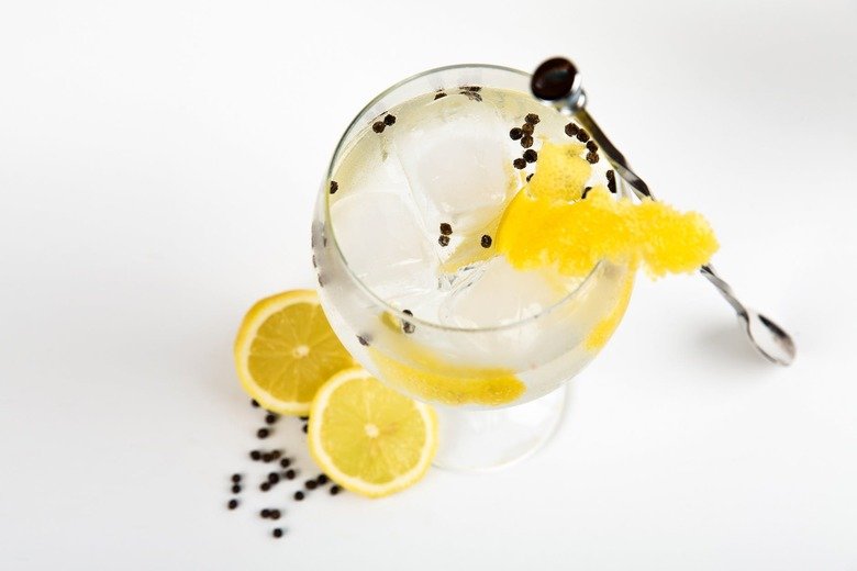 lemon cocktail