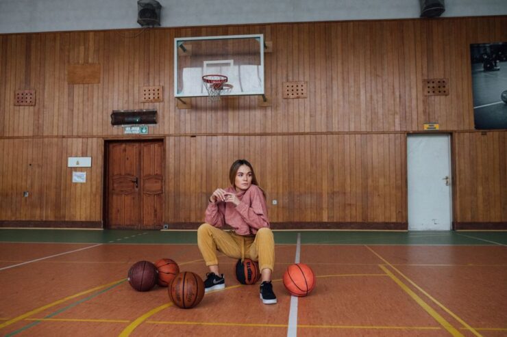 Johanna Leia courtside at a basketball game